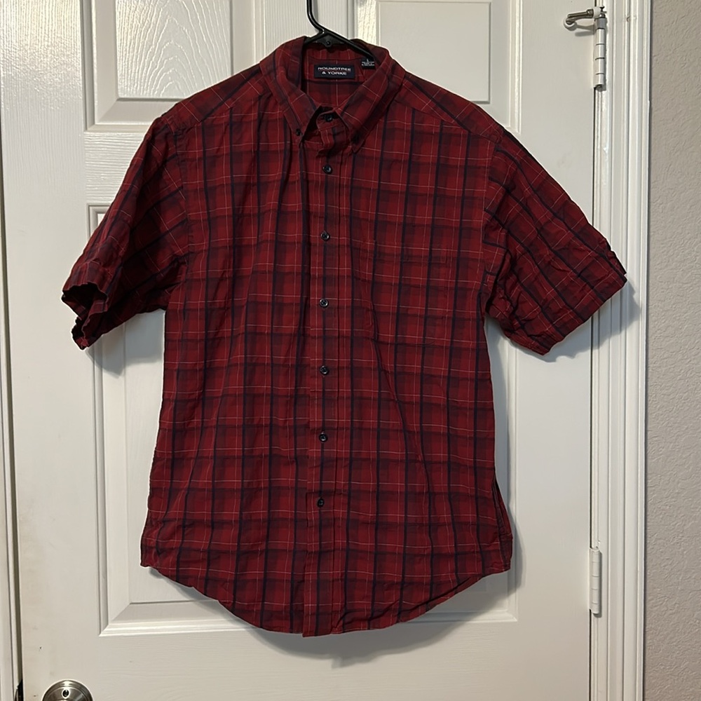 Roundtree & Yorke Men's Red Plaid Short Sleeve Shirt Size L